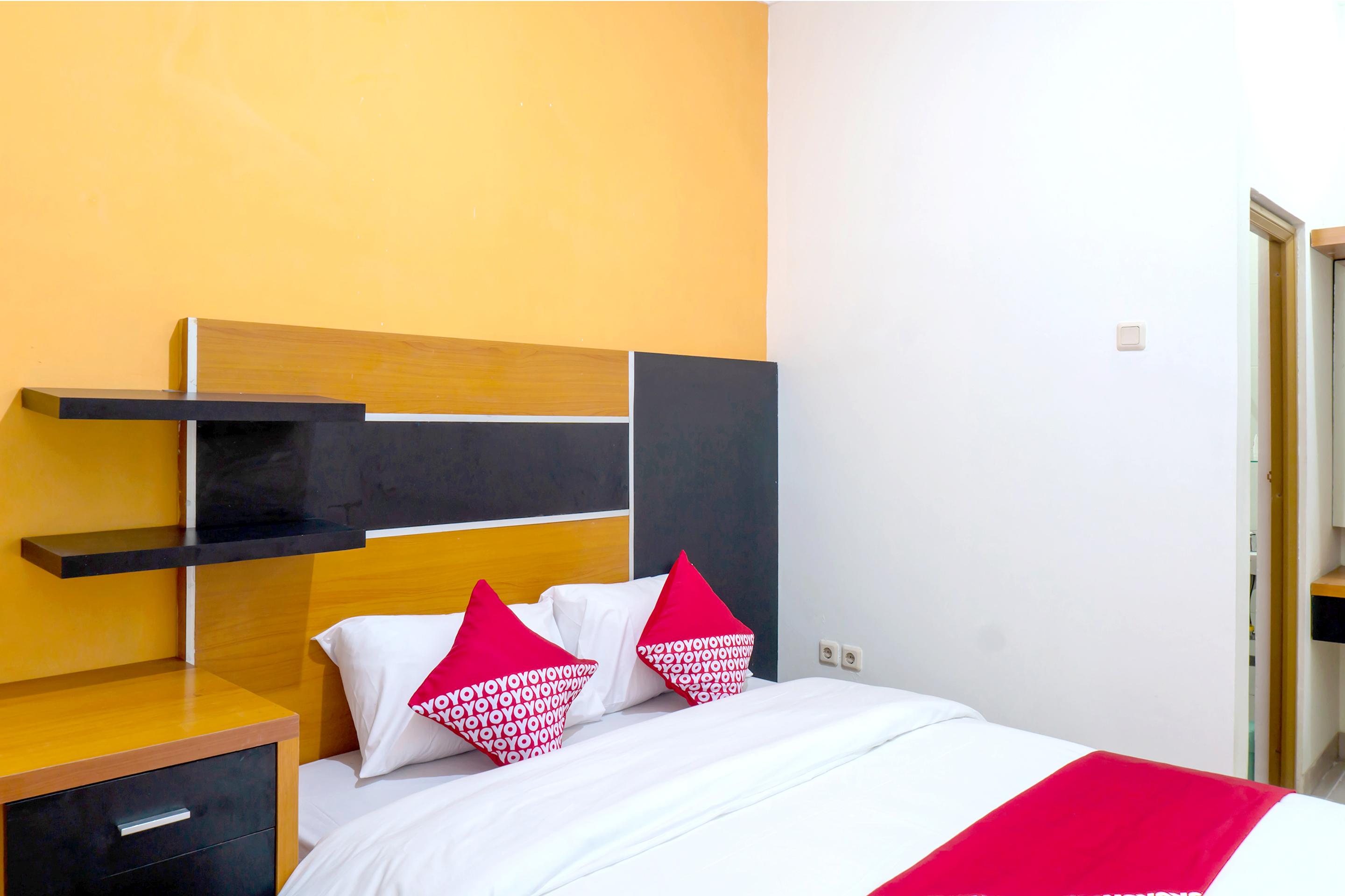 Super Oyo 617 Sukaraja Residence Syariah Бандунг Екстериор снимка