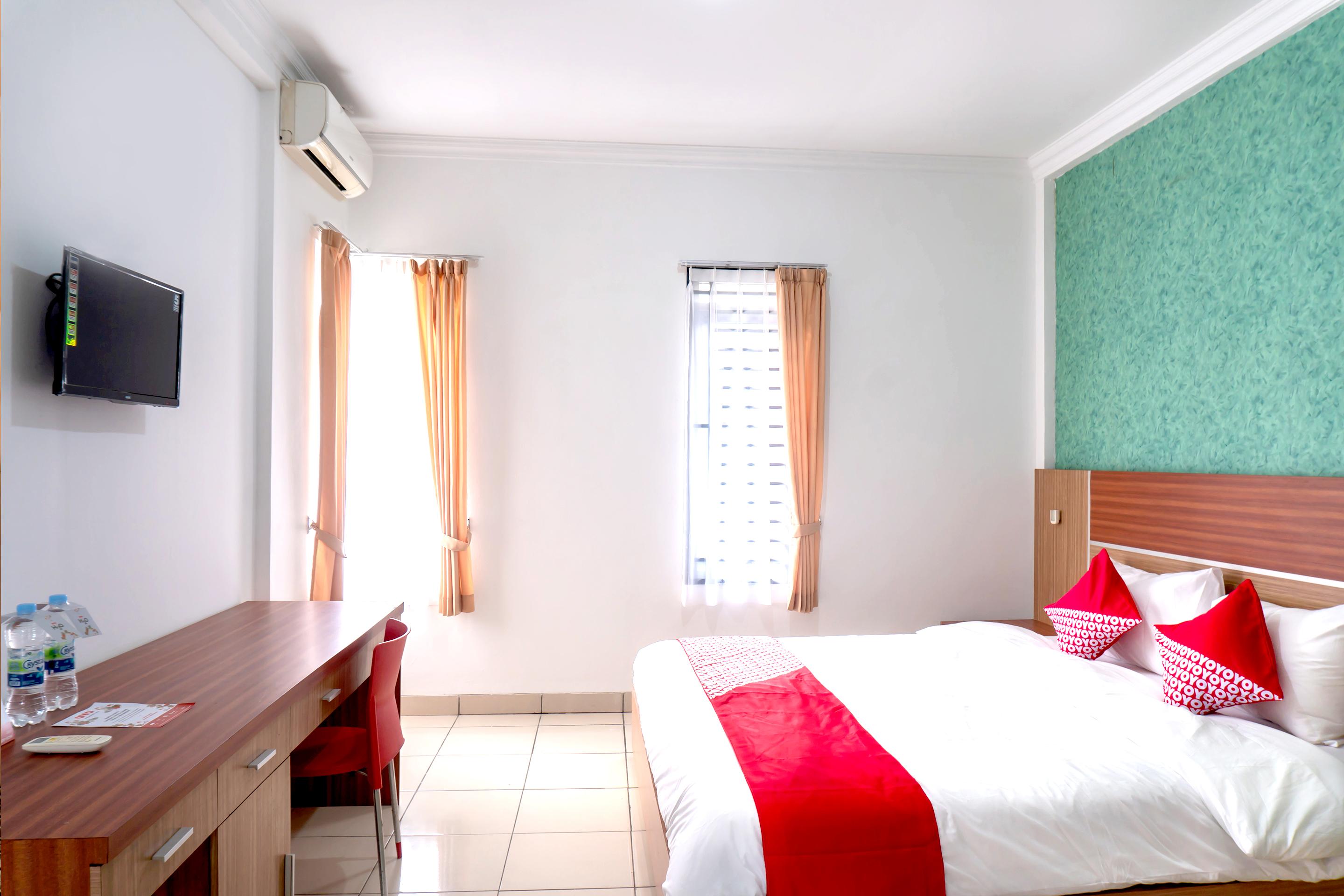 Super Oyo 617 Sukaraja Residence Syariah Бандунг Екстериор снимка